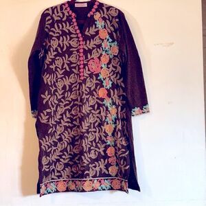 Royal Queen Dress Knit Embroidered Side Slits Pockets Sz XXL Gorgeous